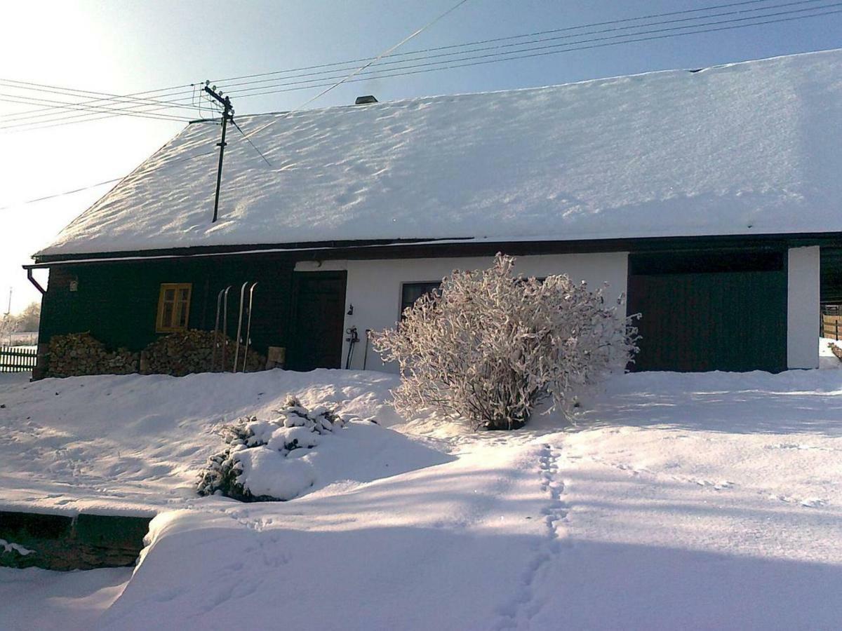 Stylova Chalupa Na Kraji Narodniho Parku Sumava Strunkov Exterior photo